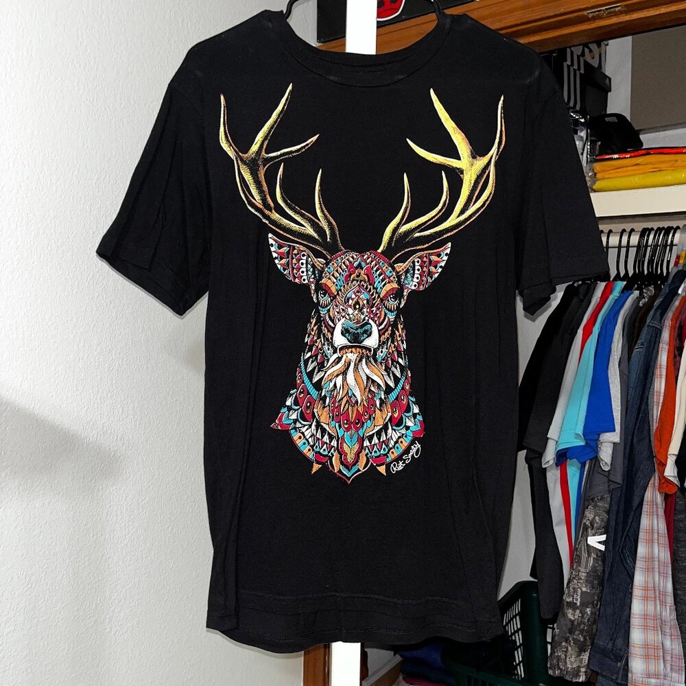 Riot Society Psychedelic Deer Shirt (Medium) All Elite Wrestling Luchasaurus